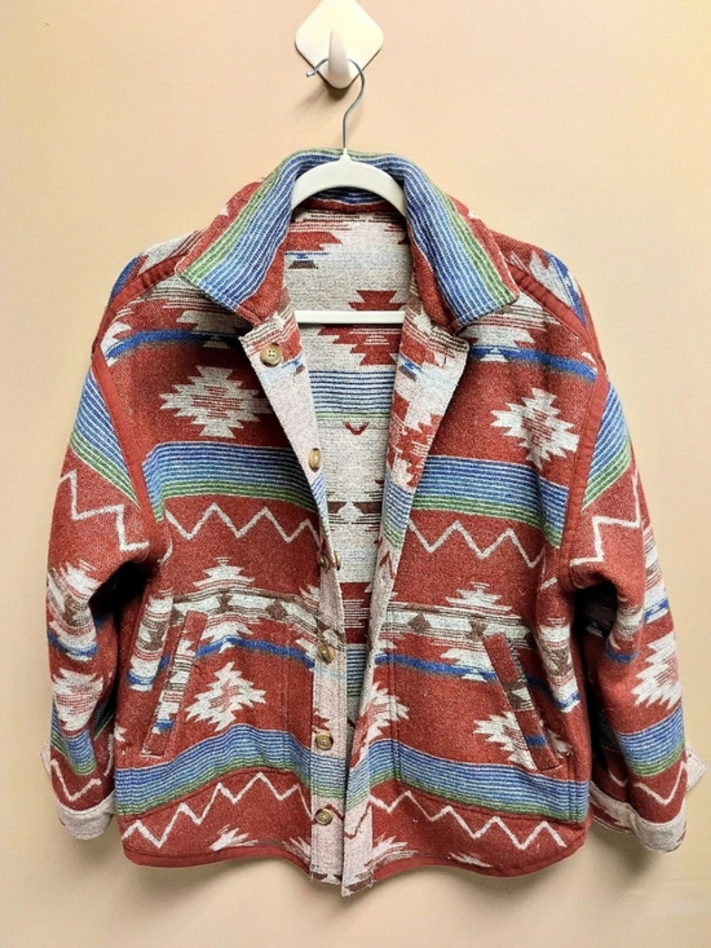 Roxy Geometric Jacket in Red & White Size Medium/Small. Never Worn, Reversible.